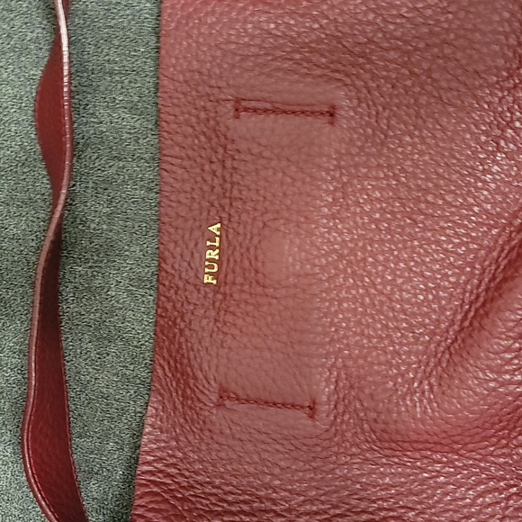 FURLA Capriccio Hobo bag. - Picture 2 of 6